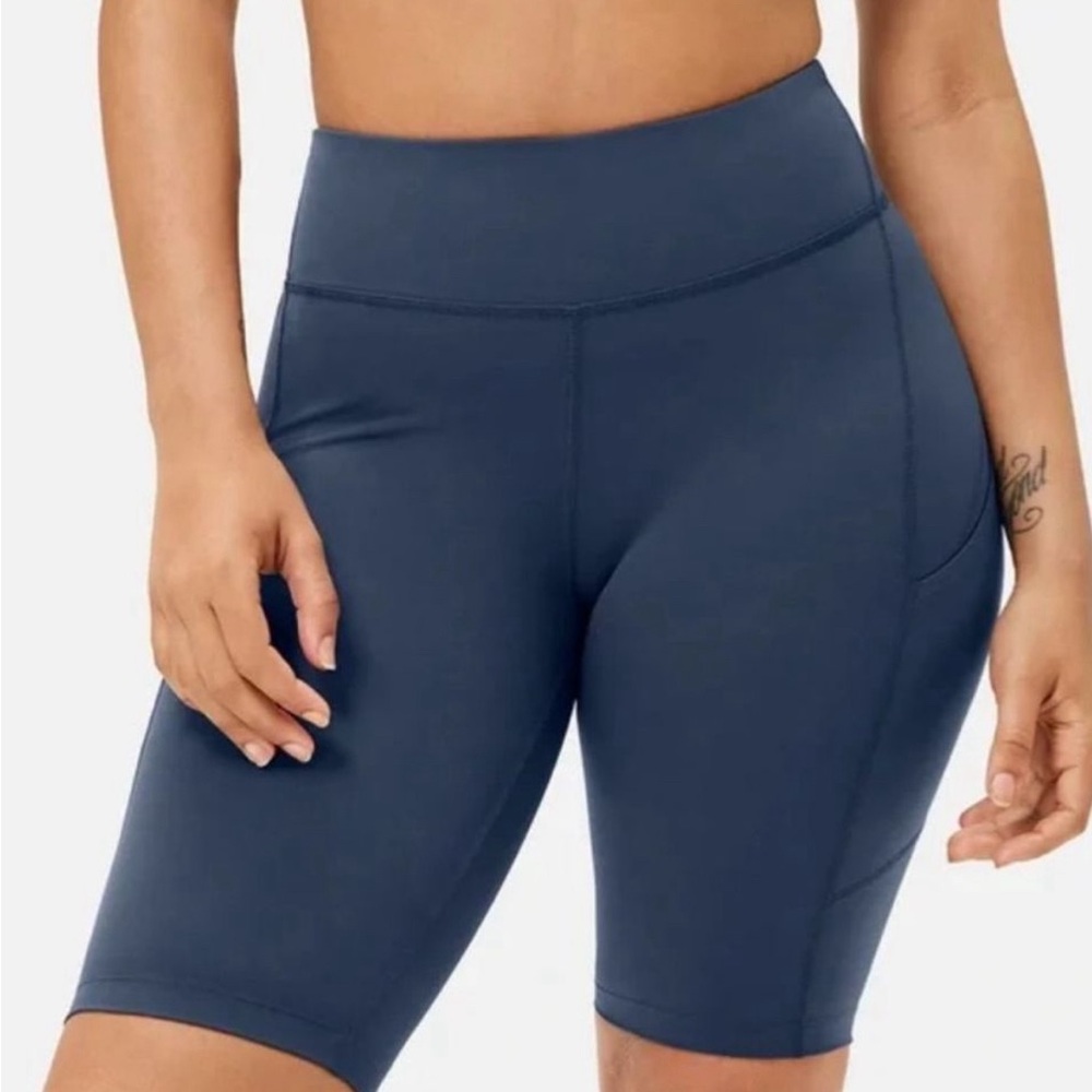 NWT Outdoor Voices Zoom 10” Bike Shorts in Dark Sky - Picture 1 of 3